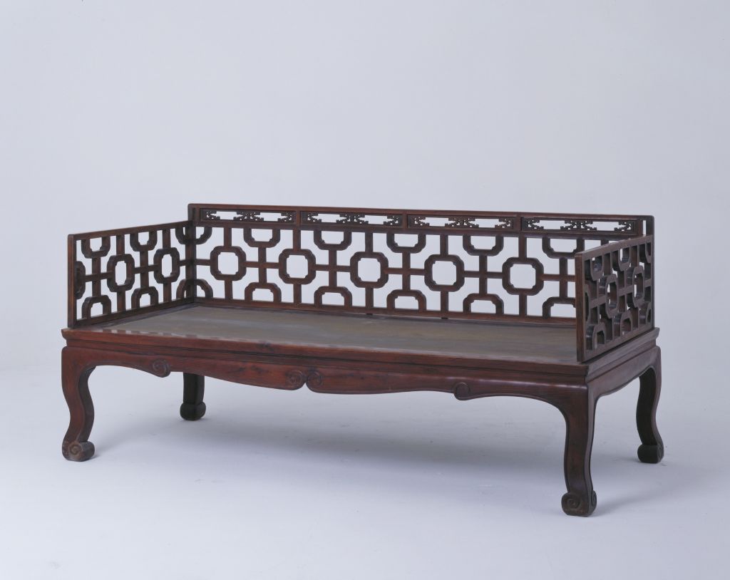 图片[1]-Yellow pear wood cross square bed-China Archive